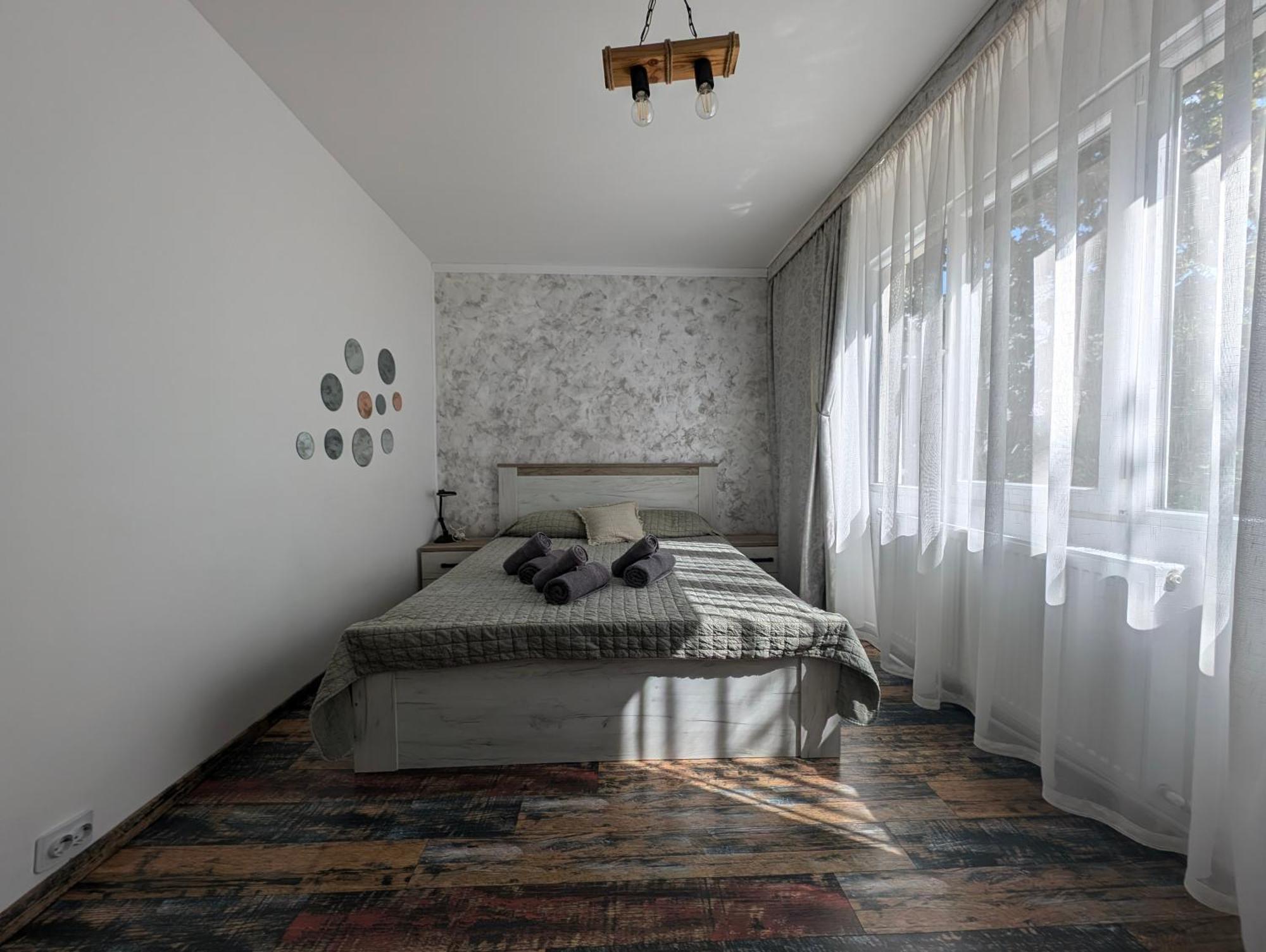 Ferienwohnung Lara Apartament Iasi Exterior foto
