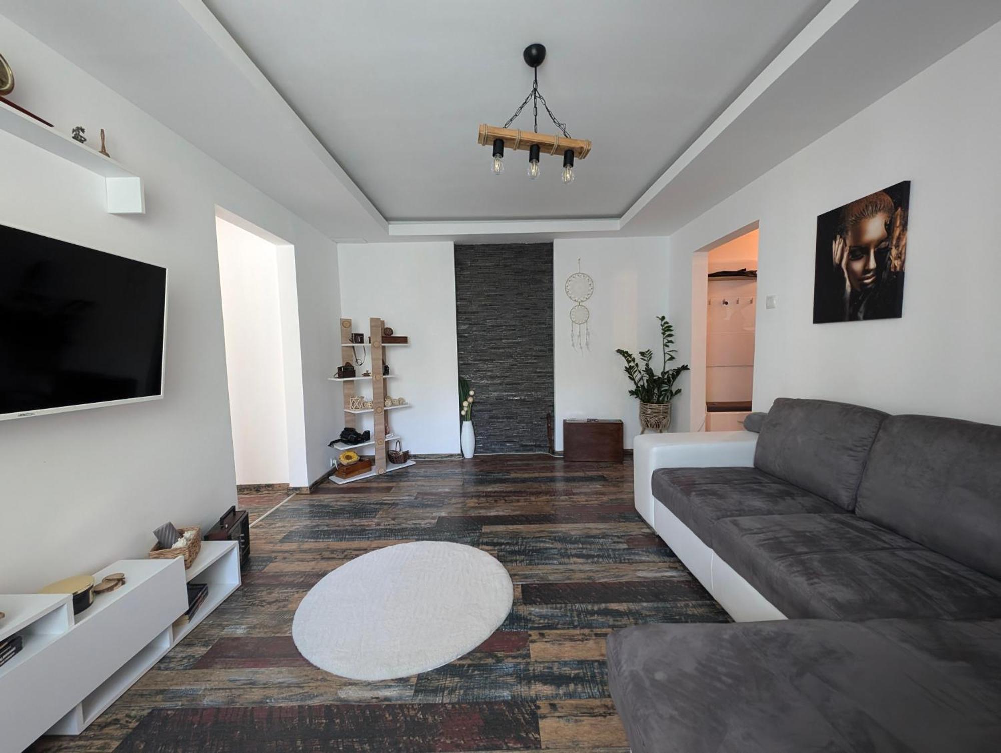 Ferienwohnung Lara Apartament Iasi Exterior foto