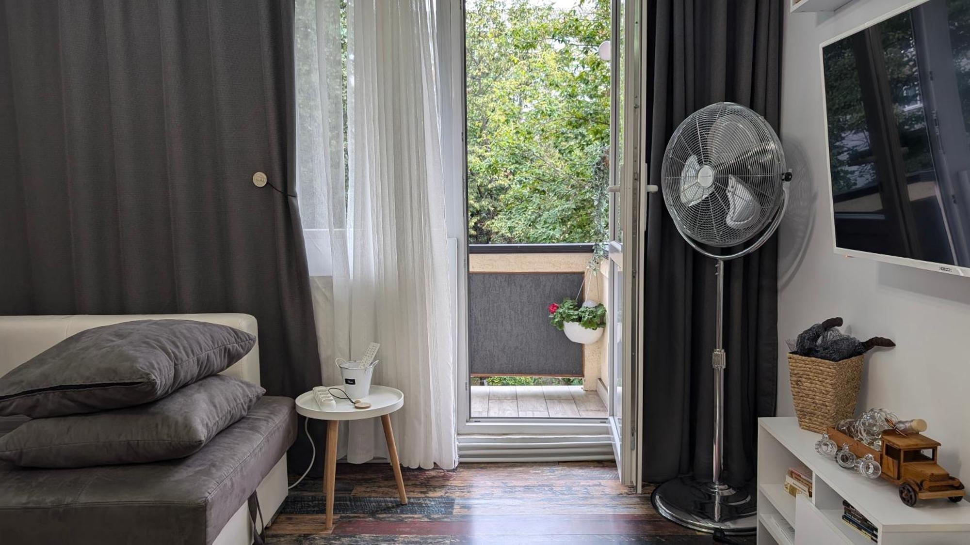 Ferienwohnung Lara Apartament Iasi Exterior foto