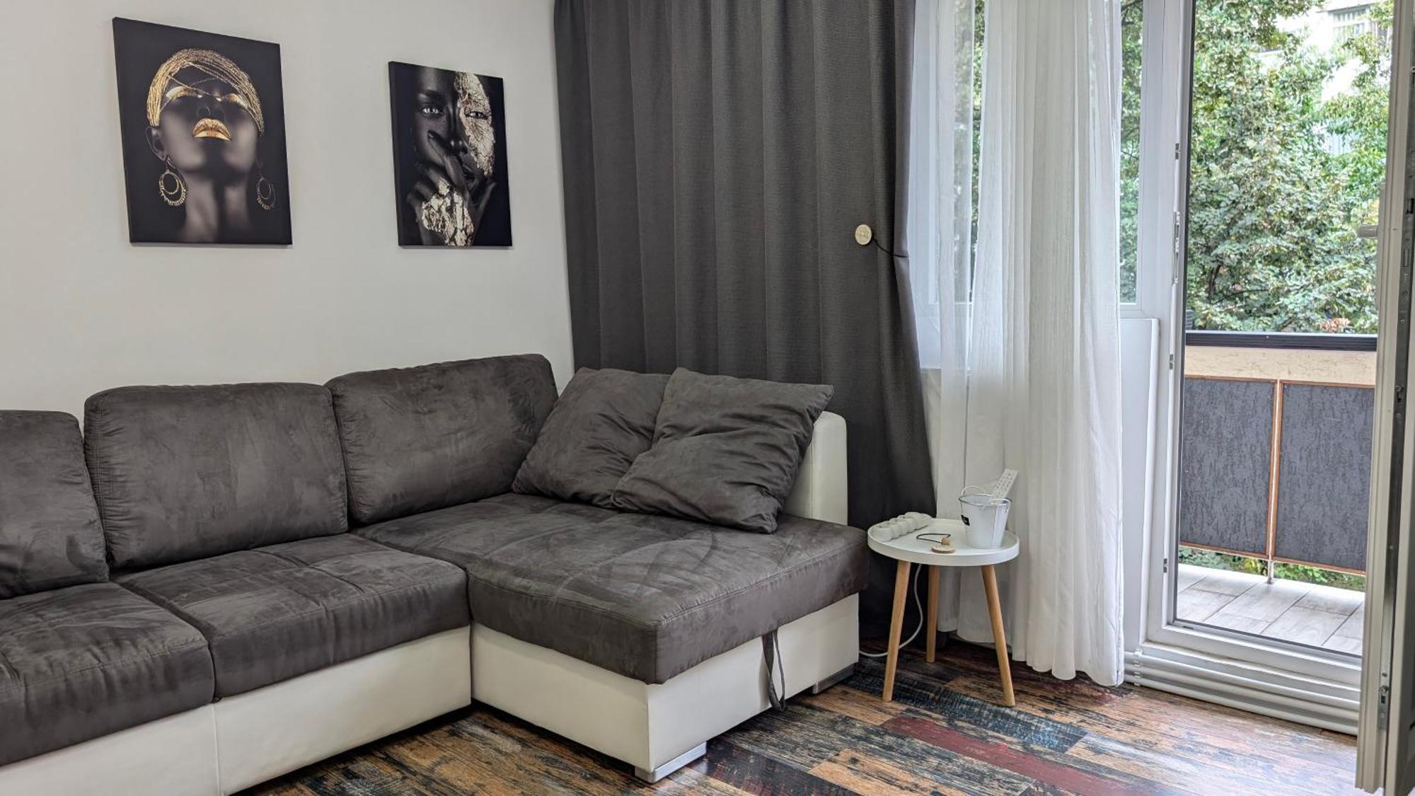 Ferienwohnung Lara Apartament Iasi Exterior foto